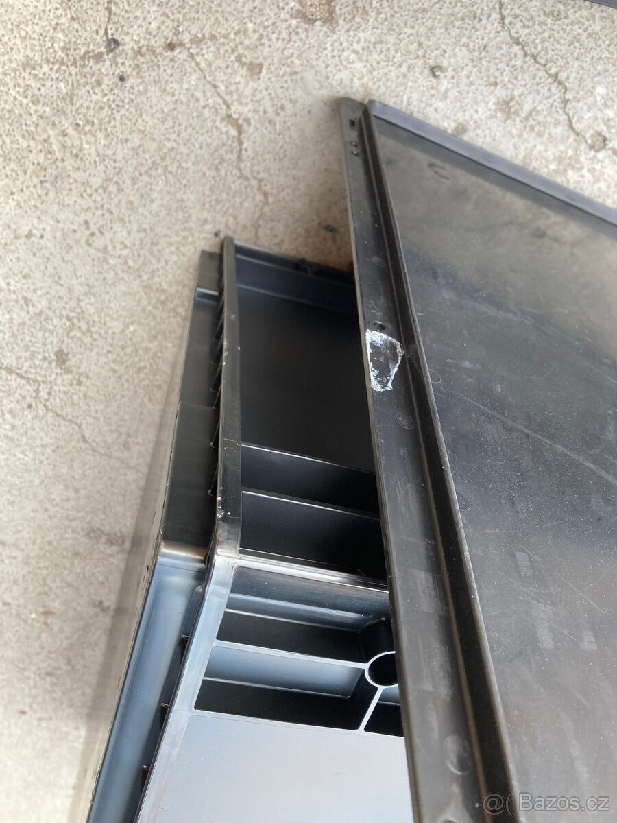 Ukládací box plastový, přepravka s víkem KLT 4622 za 200 kč - 4