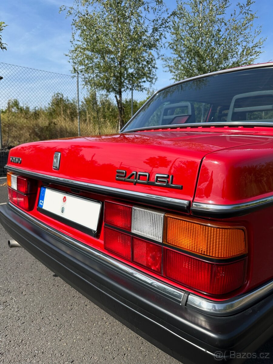 Volvo 240 GL 2.3L 1990 - 4