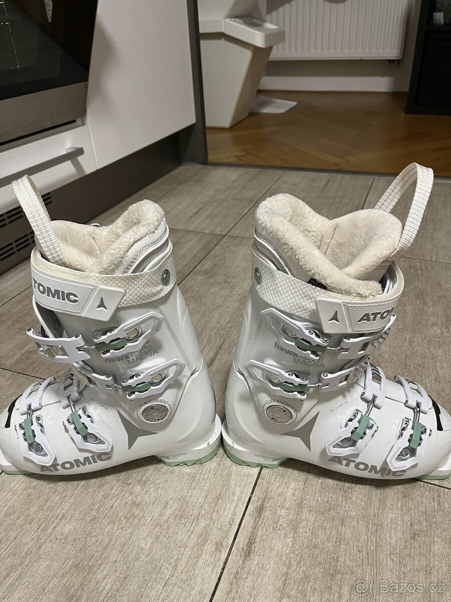Dámské lyžáky Atomic Hawx Magna 85 W White/Mint. Velikost 23 - 4
