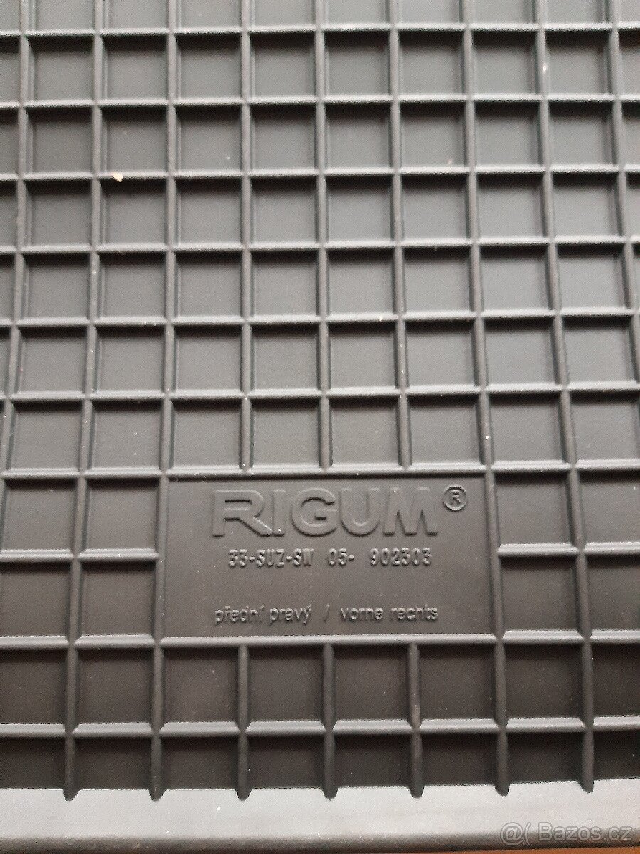 Suzuki SX4 gumové koberce - 4