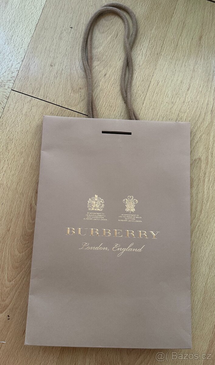 Papírové tašky značky BURBERRY - 4