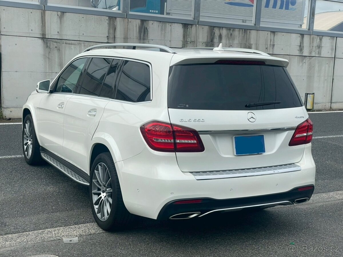 Mercedes Benz GLS500 - 4