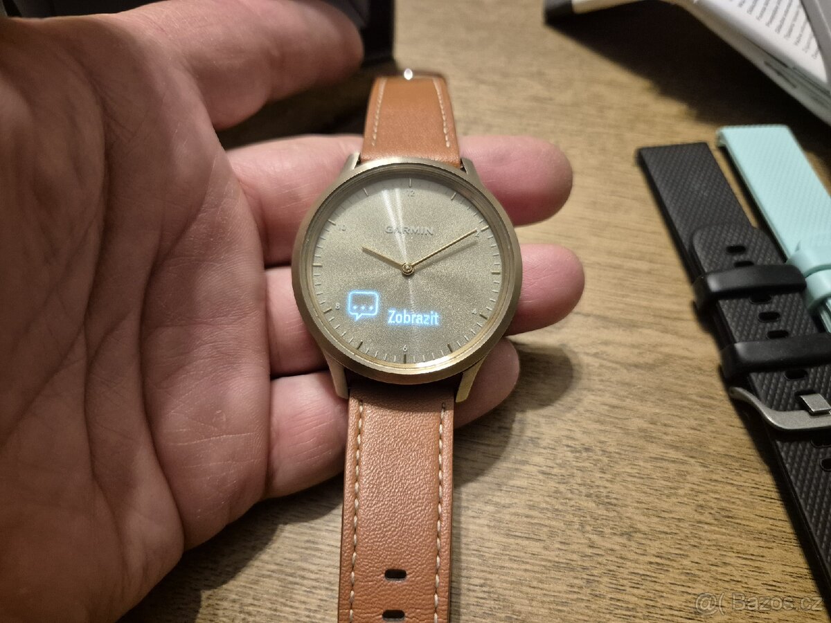 Garmin VIVOMOVE premium gold - 4