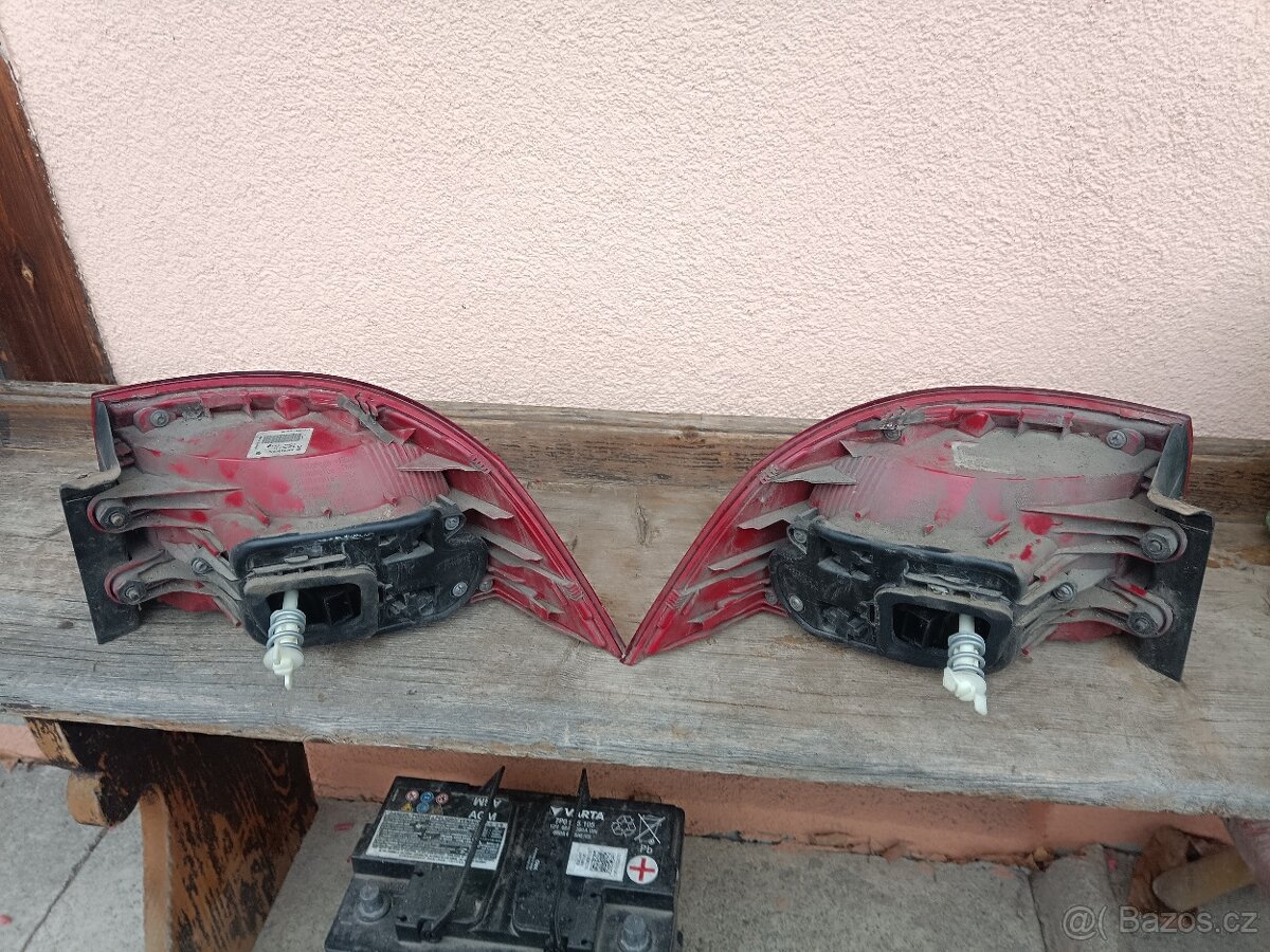 Passat B7 zadní světlo - 4