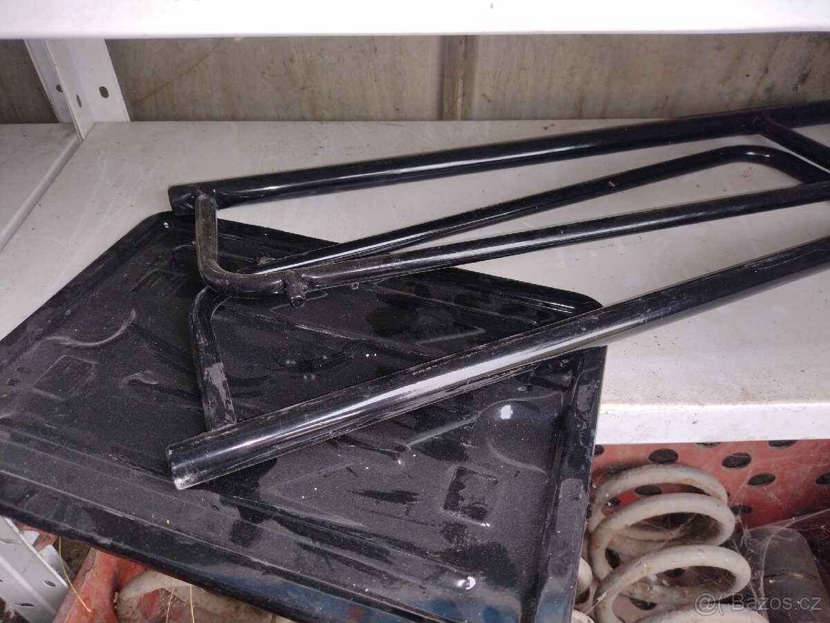 Škoda 100 náhradní díly - 4