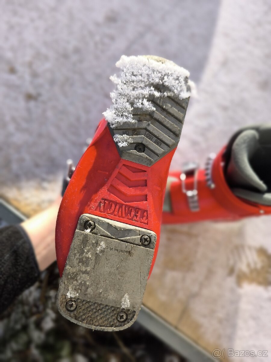 Dívčí lyže 80 a lyžáky a helma - 4