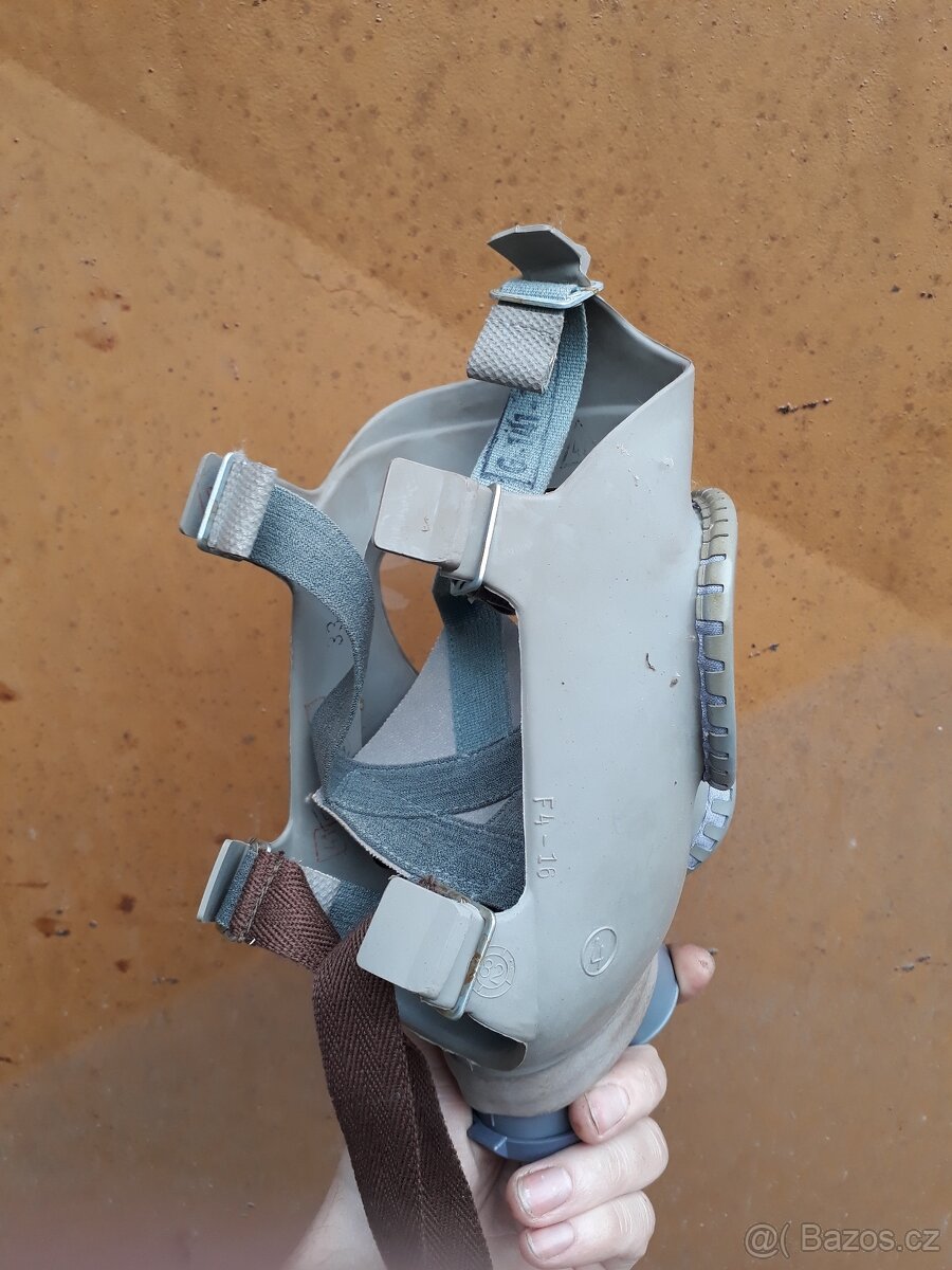 Plynová maska CM4 a M10 - 4