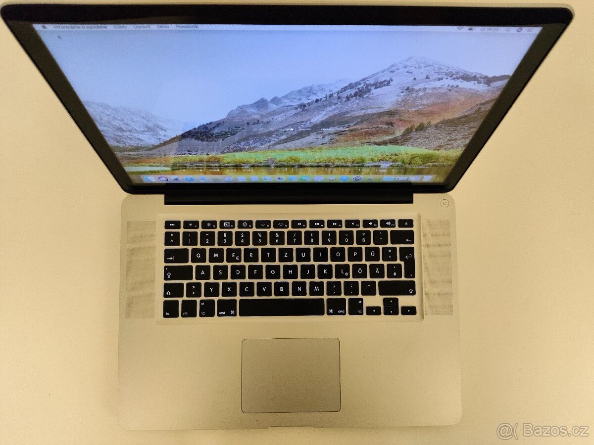 MacBook Pro 15 2011 | i7 • 16GB • 256GB - 4