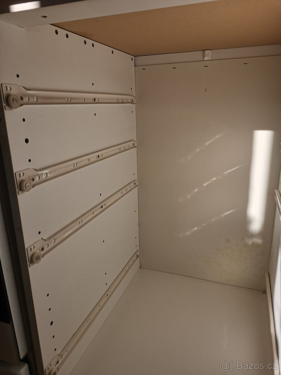 Kuchyňská linka Koryna - vanilková (bílá) - 4