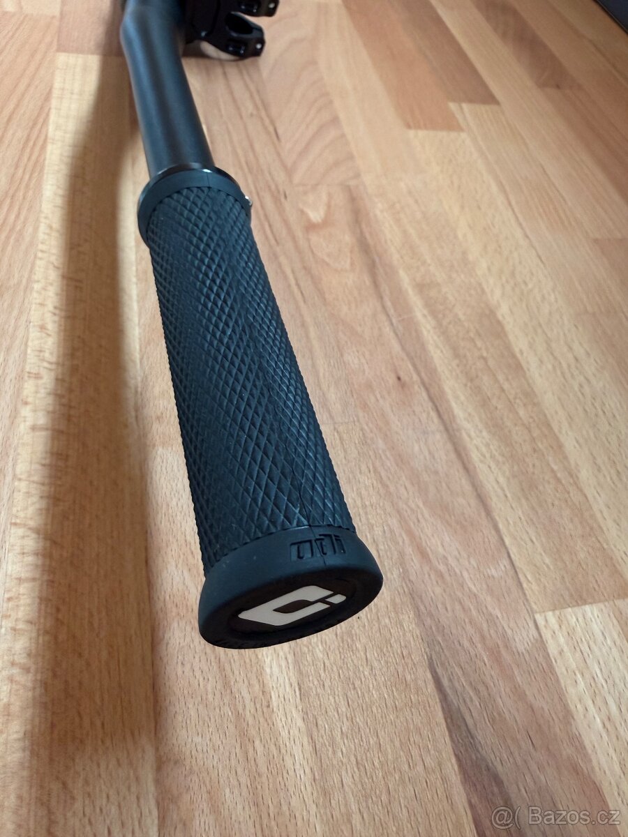 Komplet kokpit RENTHAL - 4