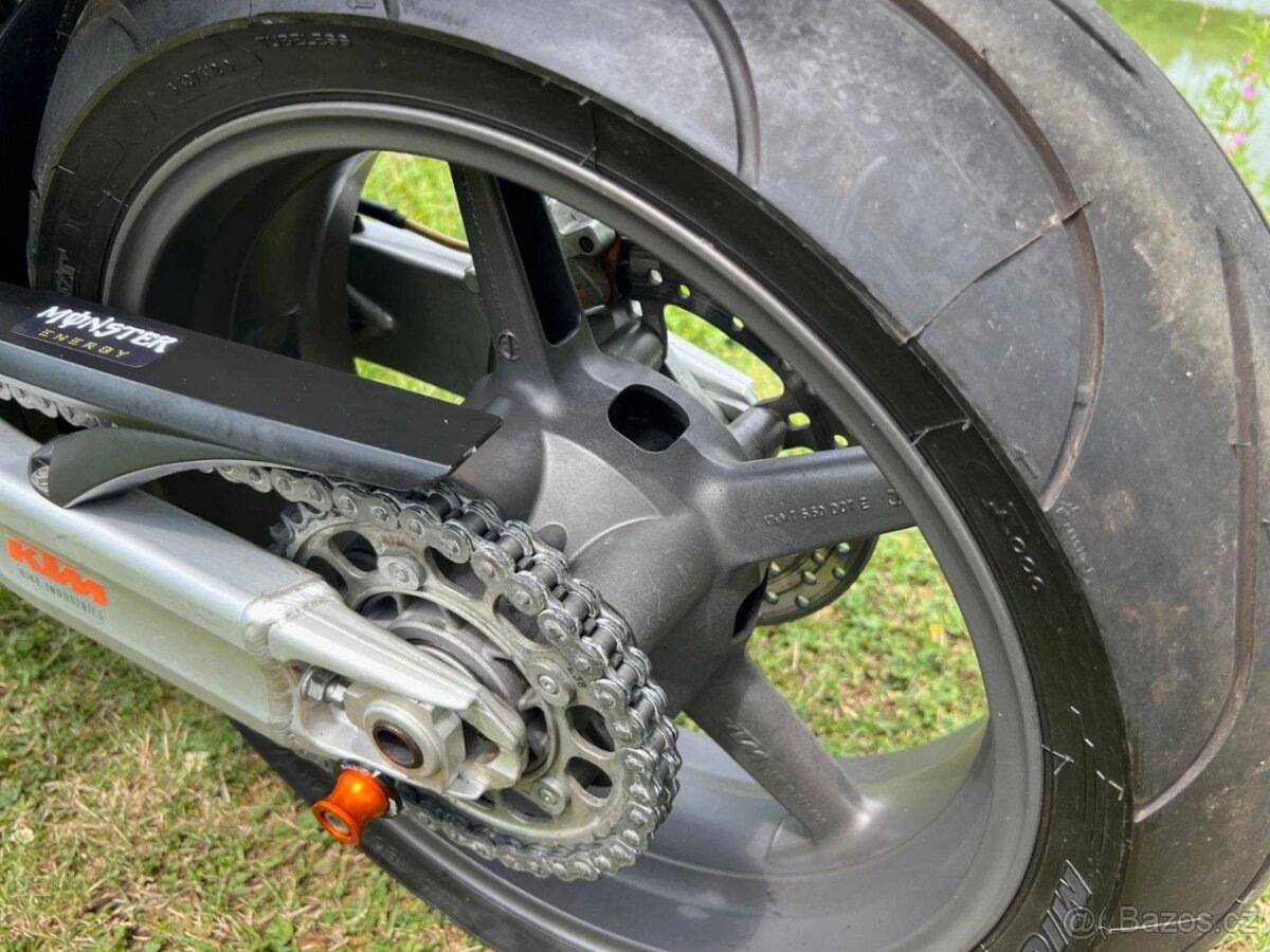 KTM 990 Super Duke - 4