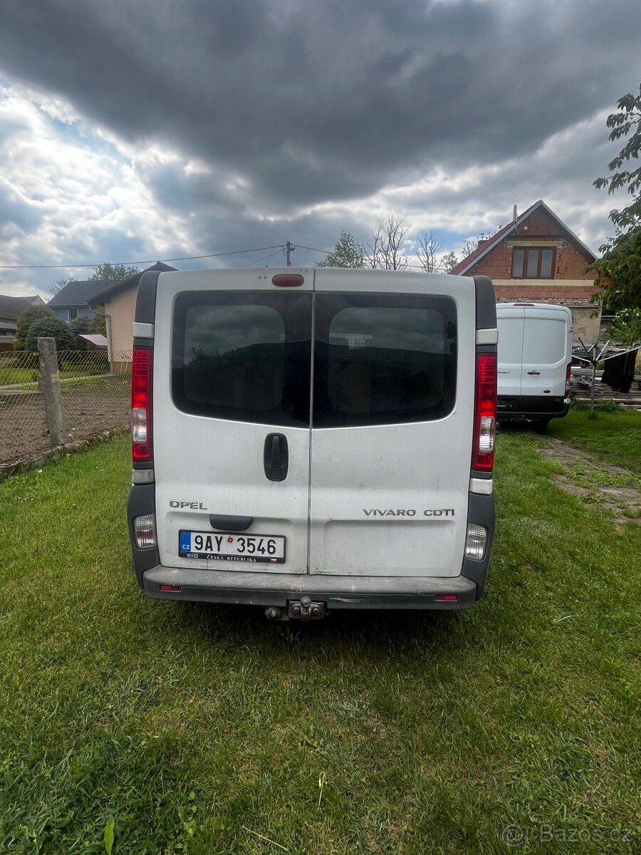 Opel vivaro 1.9cdti - 4