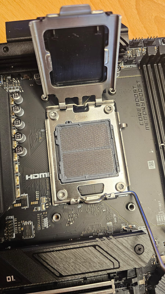 Základní deska MSI MAG B650 TOMAHAWK WIFI - 4
