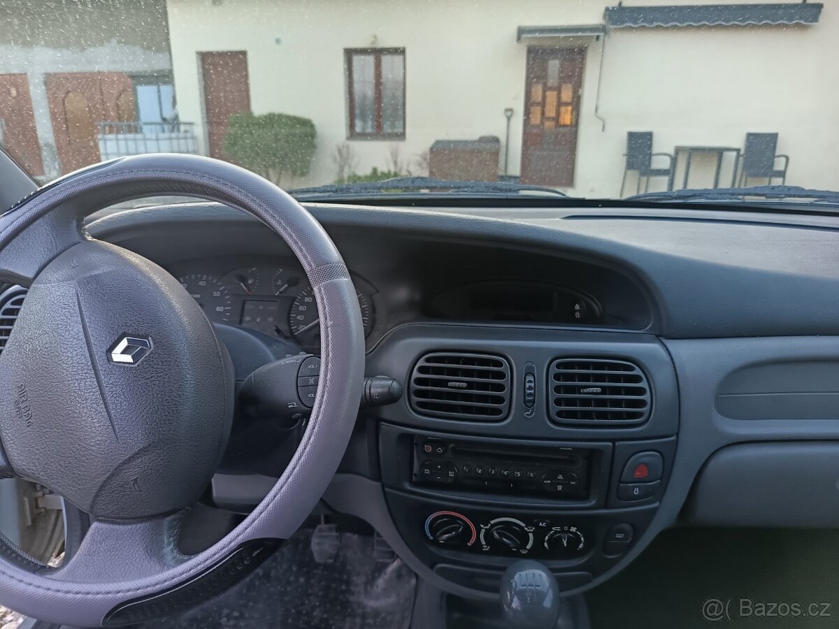Renault Megane 1.6 79kW break - 4