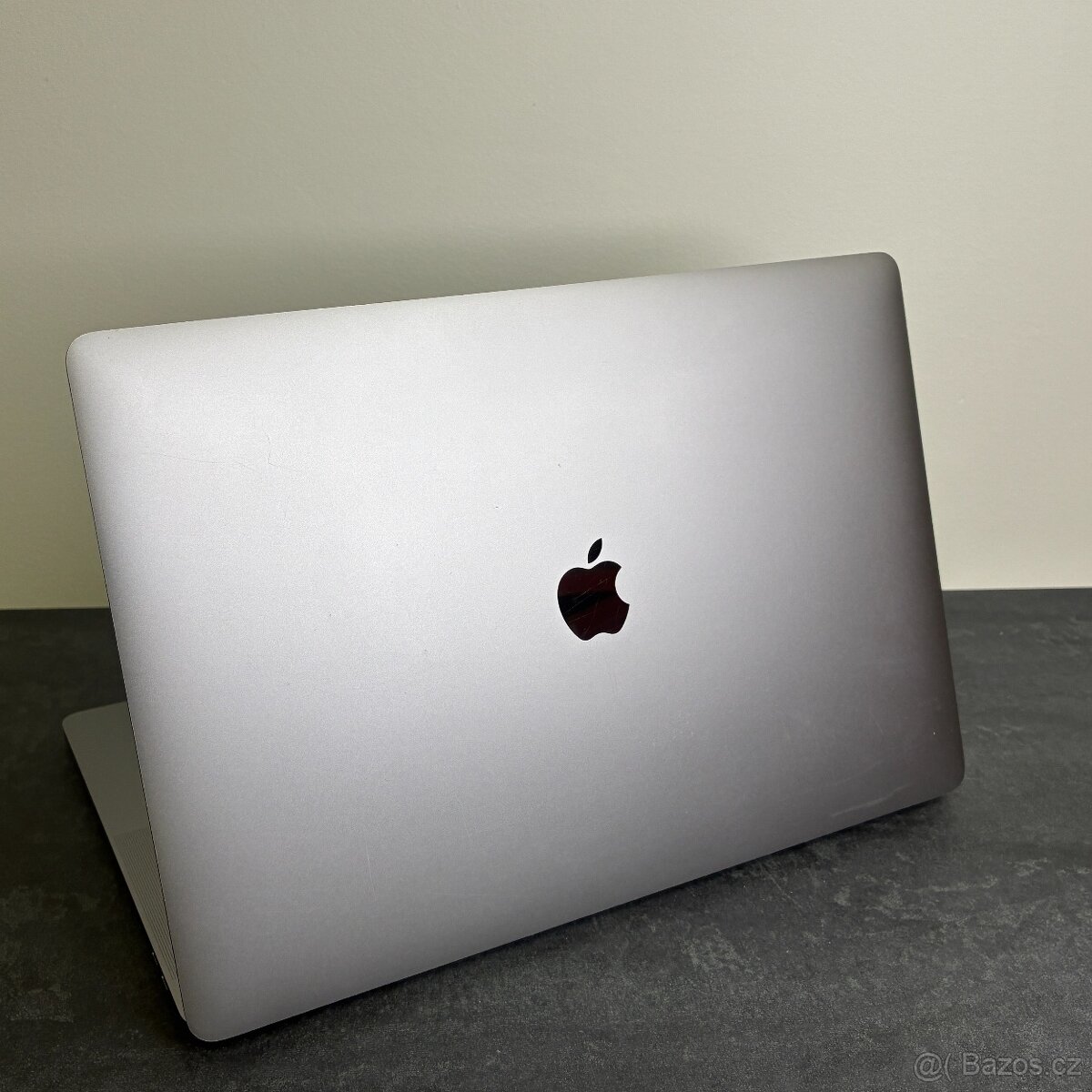 MacBook Pro 16'' 2019 / i7 / 16GB RAM / 512GB SSD - DPH - 4