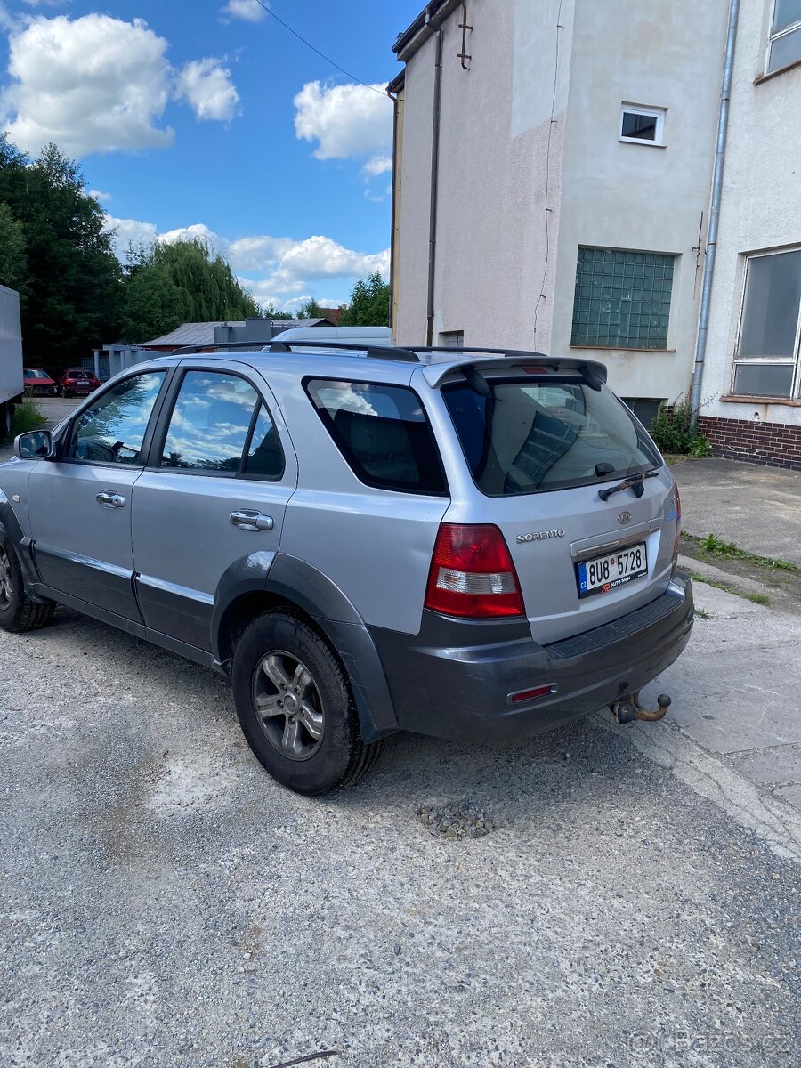 Kia Sorento 2.5 CRDi 16V - 4