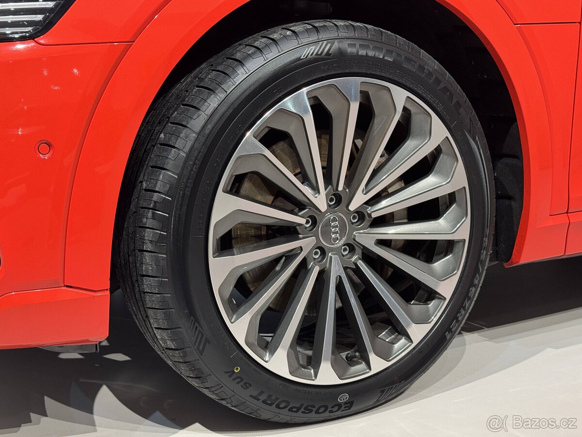 Audi e-tron 300kW S-Line Night Vision - 4