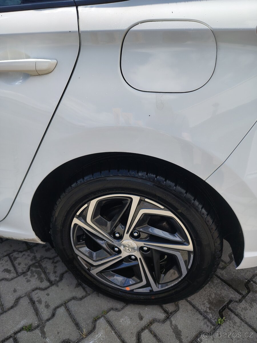 Hyundai i30 HB 1,5 MT - 4