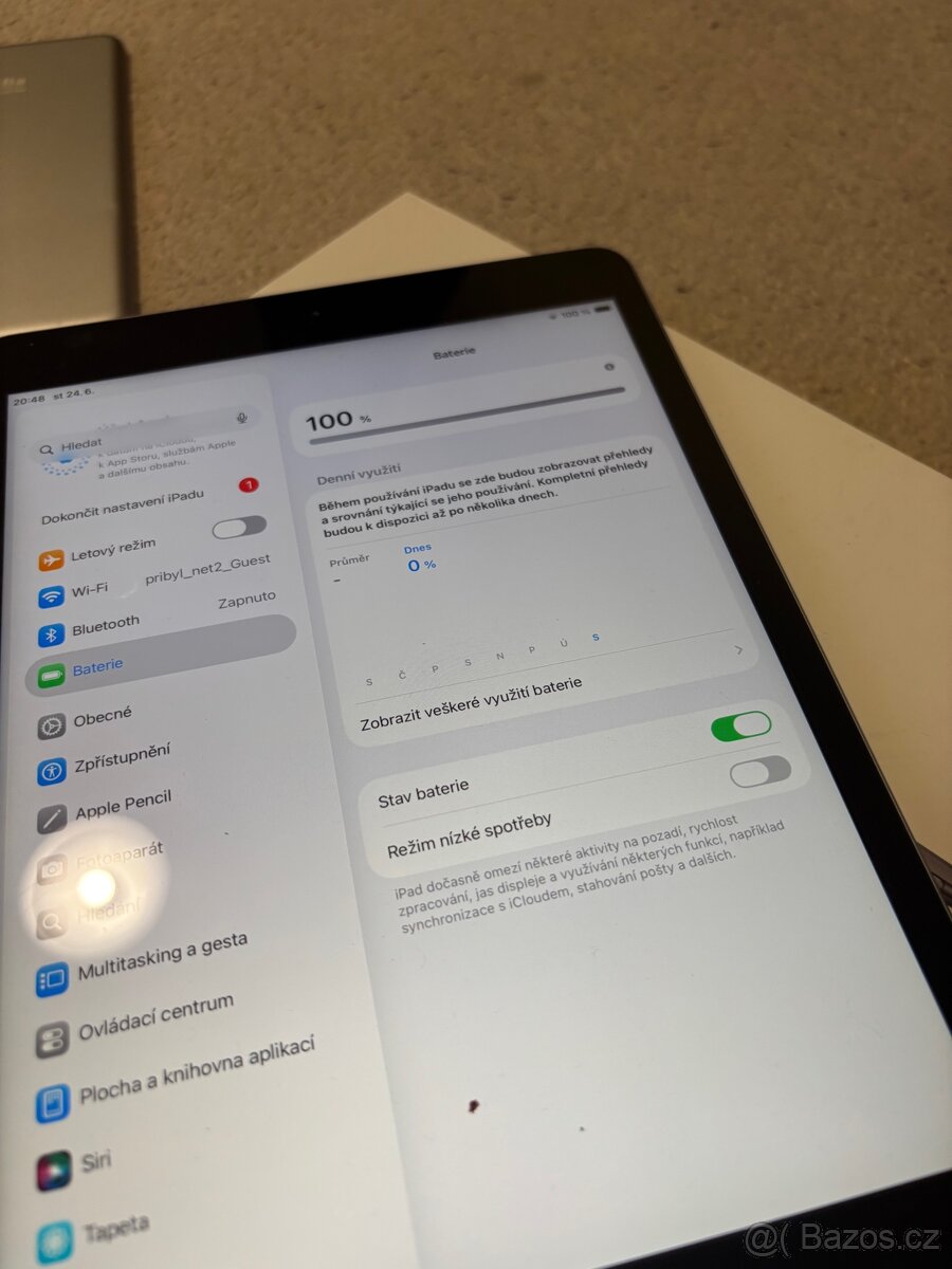 Apple iPad 8th 32GB, iOS 26.3 - 4