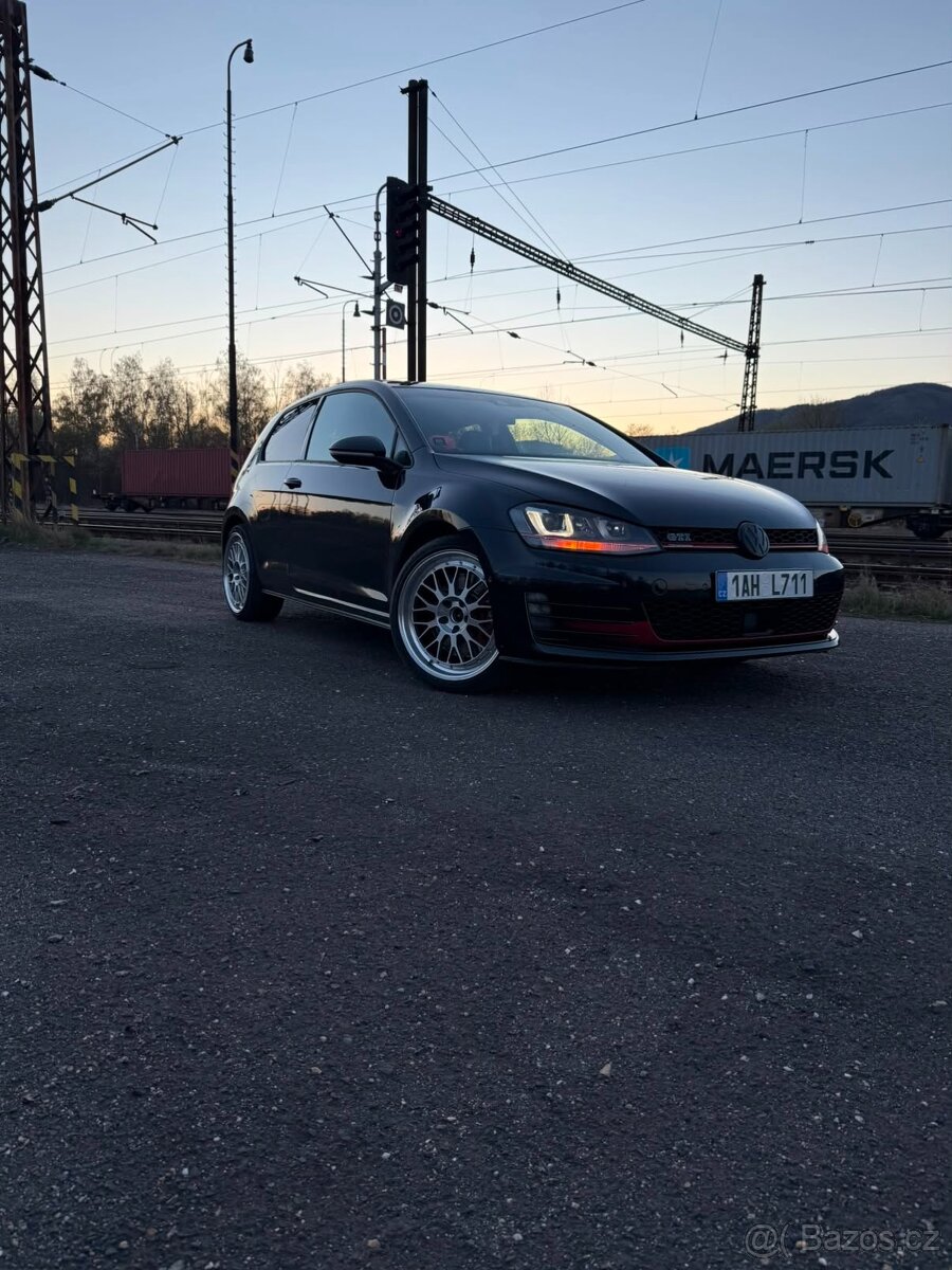 Golf 7 GTI Performance - 4