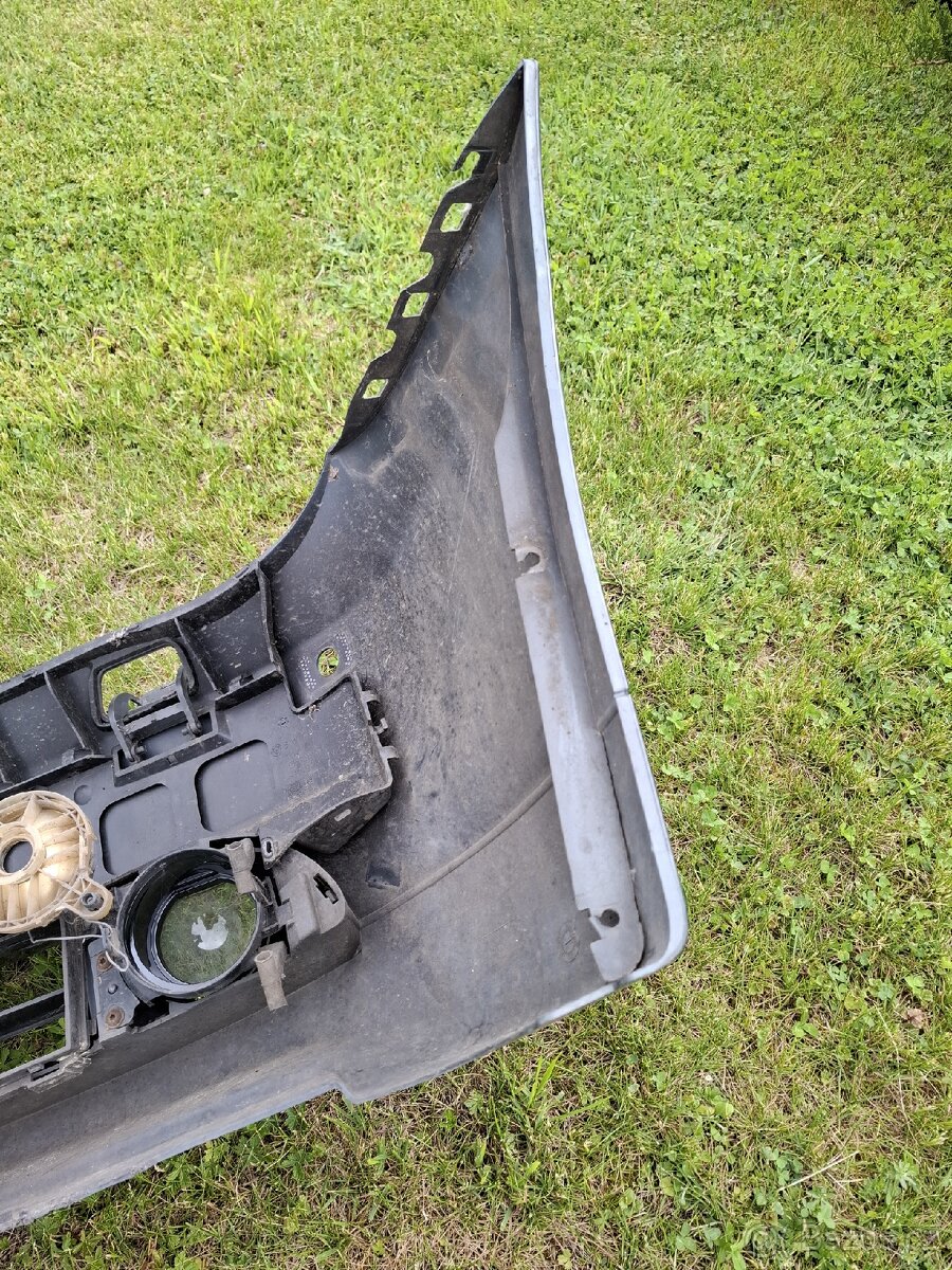 Přední nárazník BMW E60/E61 pre LCI - 4