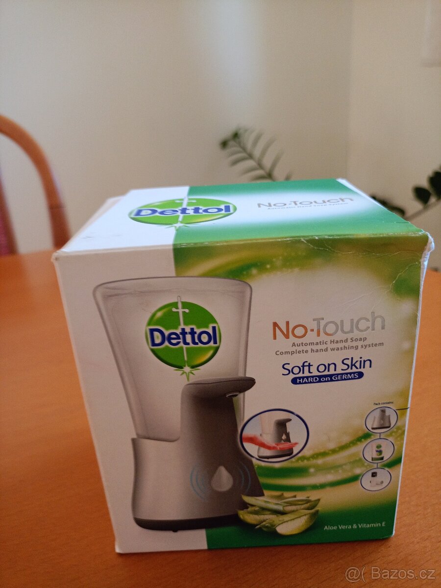 Bezdotykový dávkovač s desinf. mýdlem - 4