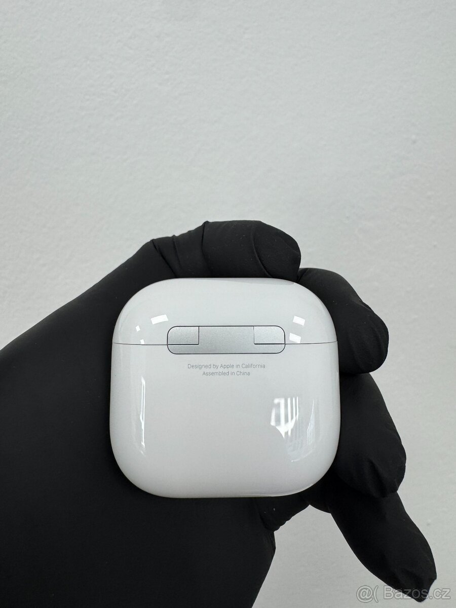 🎧 Apple AirPods 4 - 4