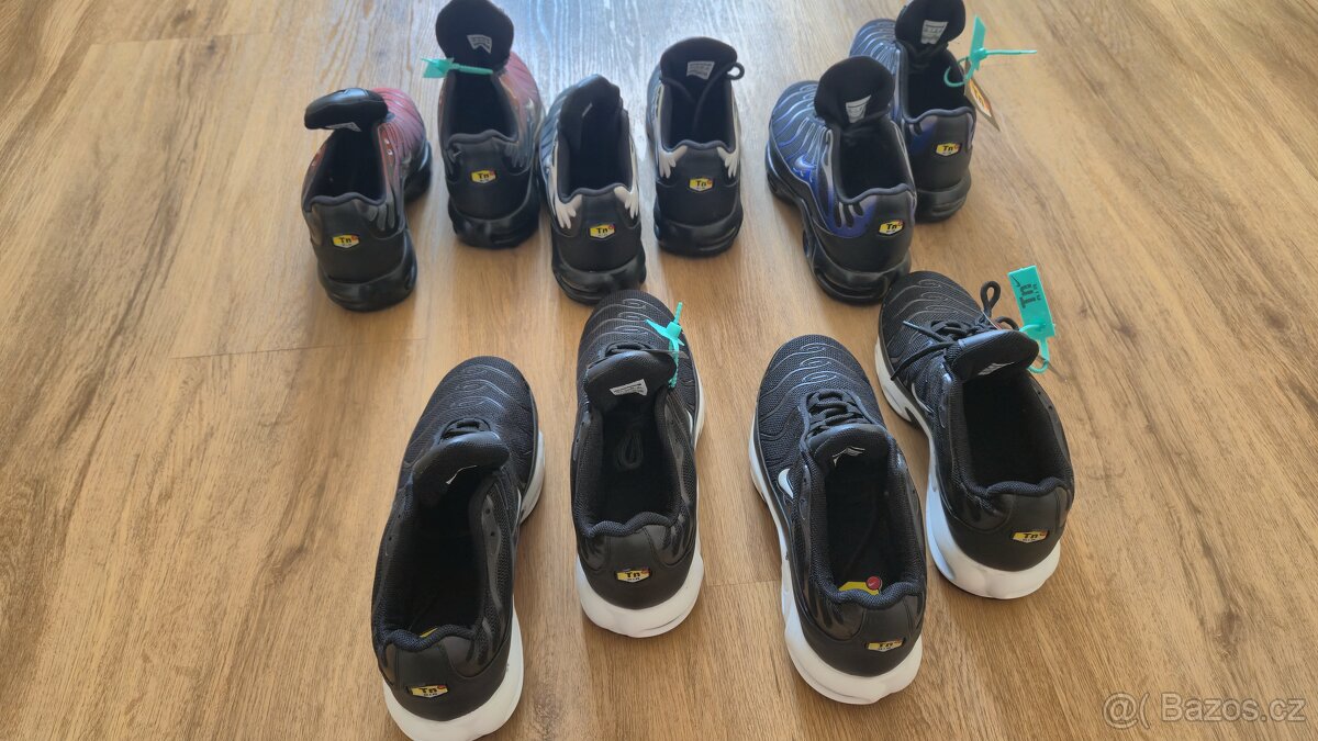 NIKE - 4