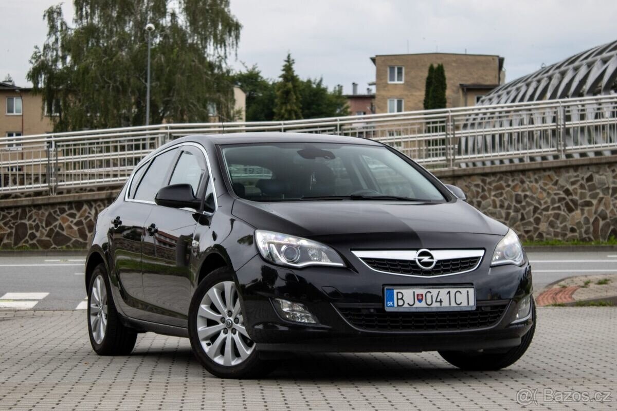 Opel Astra 1.4 Turbo LPG / 103kW / M6 / 2011 - 4