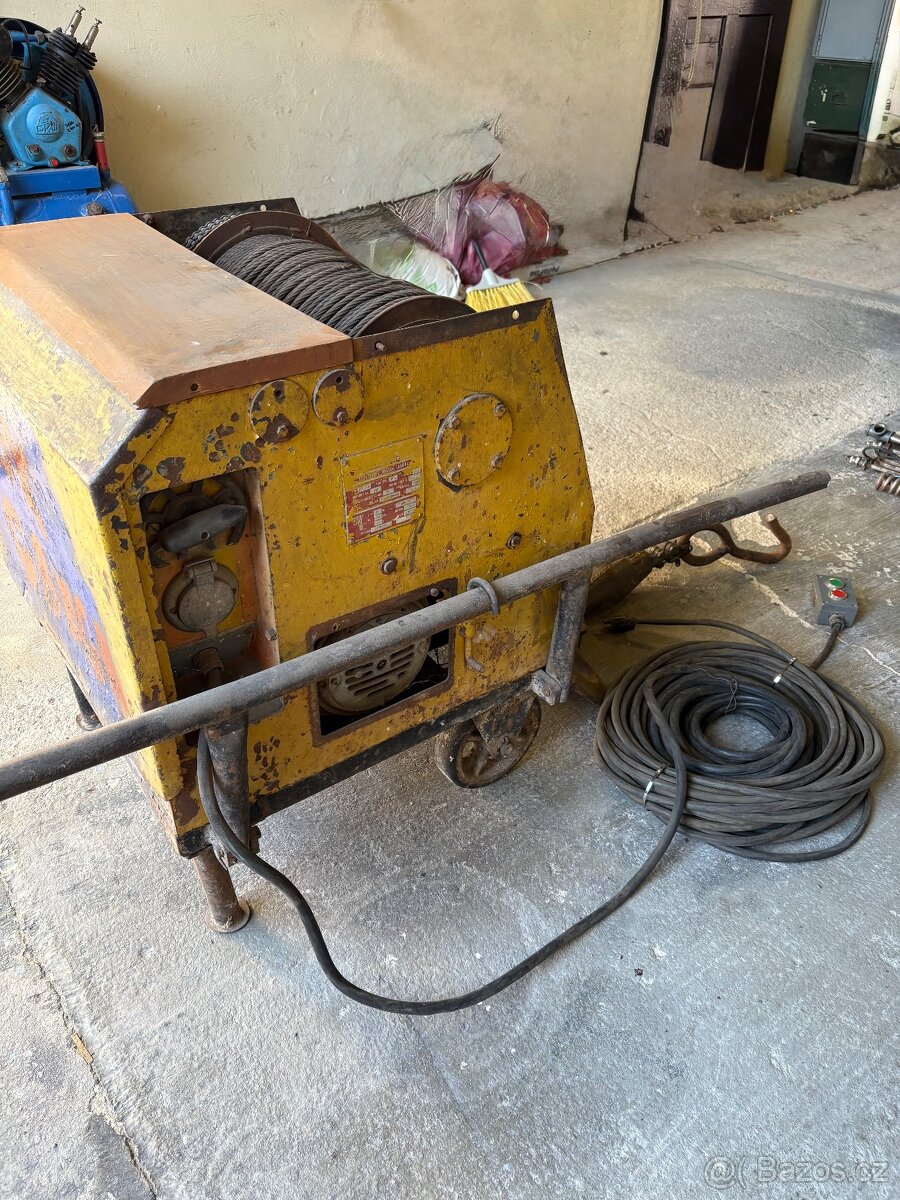 Elektrický vrátek EVL250 - 4