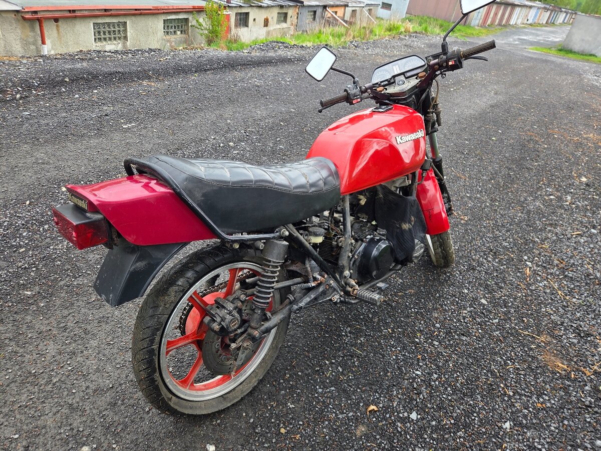 Kawasaki KZ 750 - 4