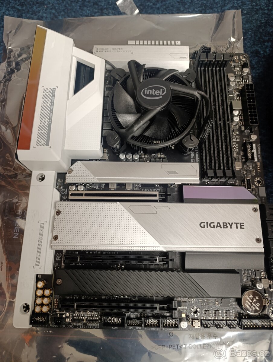 GIGABYTE Z590 VISION G, + CPU Intel i5-11400 - 4