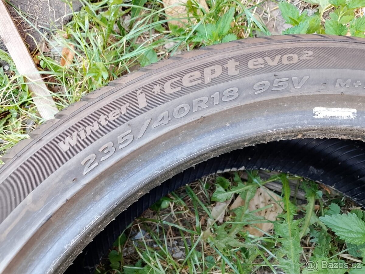 235/40/18 95v Hankook - zimní pneu 2ks - 4
