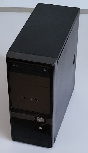 PC sestava 250GB SSD + 4TB HD úložiště - 4