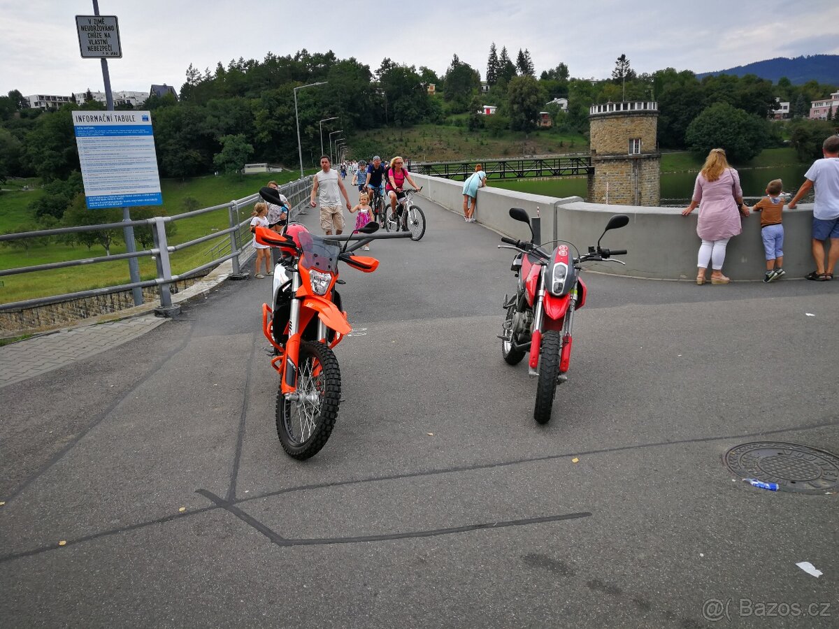 KTM 690 Enduro