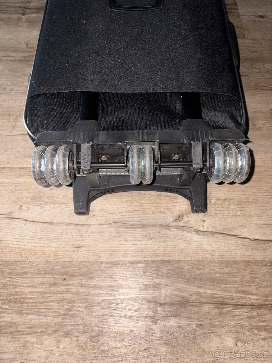 Prodám kabinový kufr (dětský) - 4