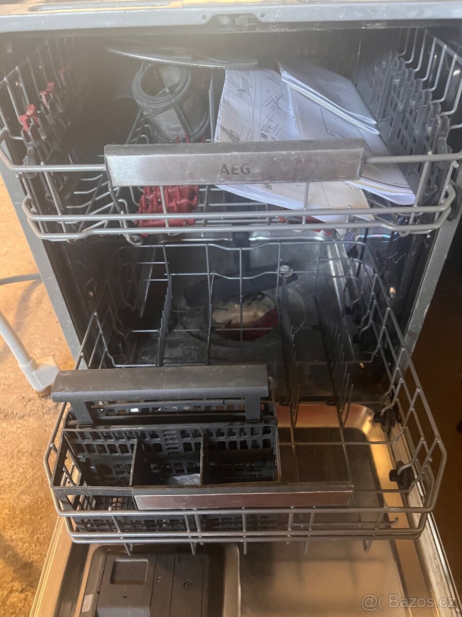 AEG myčka k vestavbě do linky - 4