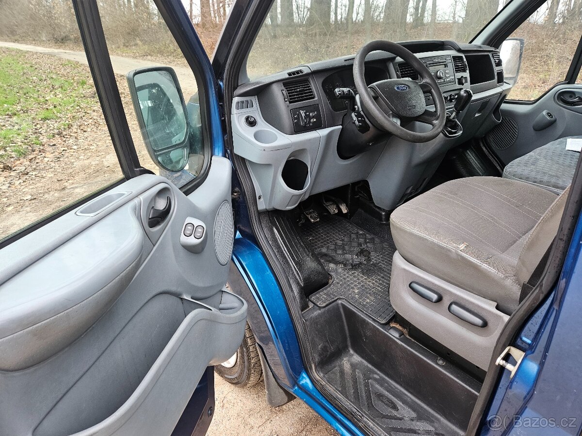 Ford Transit 2.2 TDCI 63kw 6 míst klima 2007 - 4