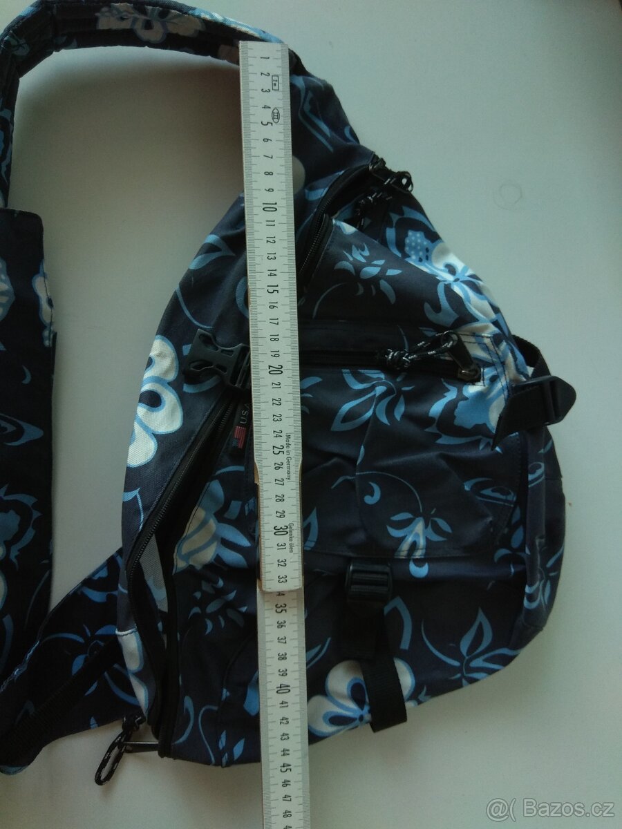 Dívčí batoh s bederním popruhem - 4