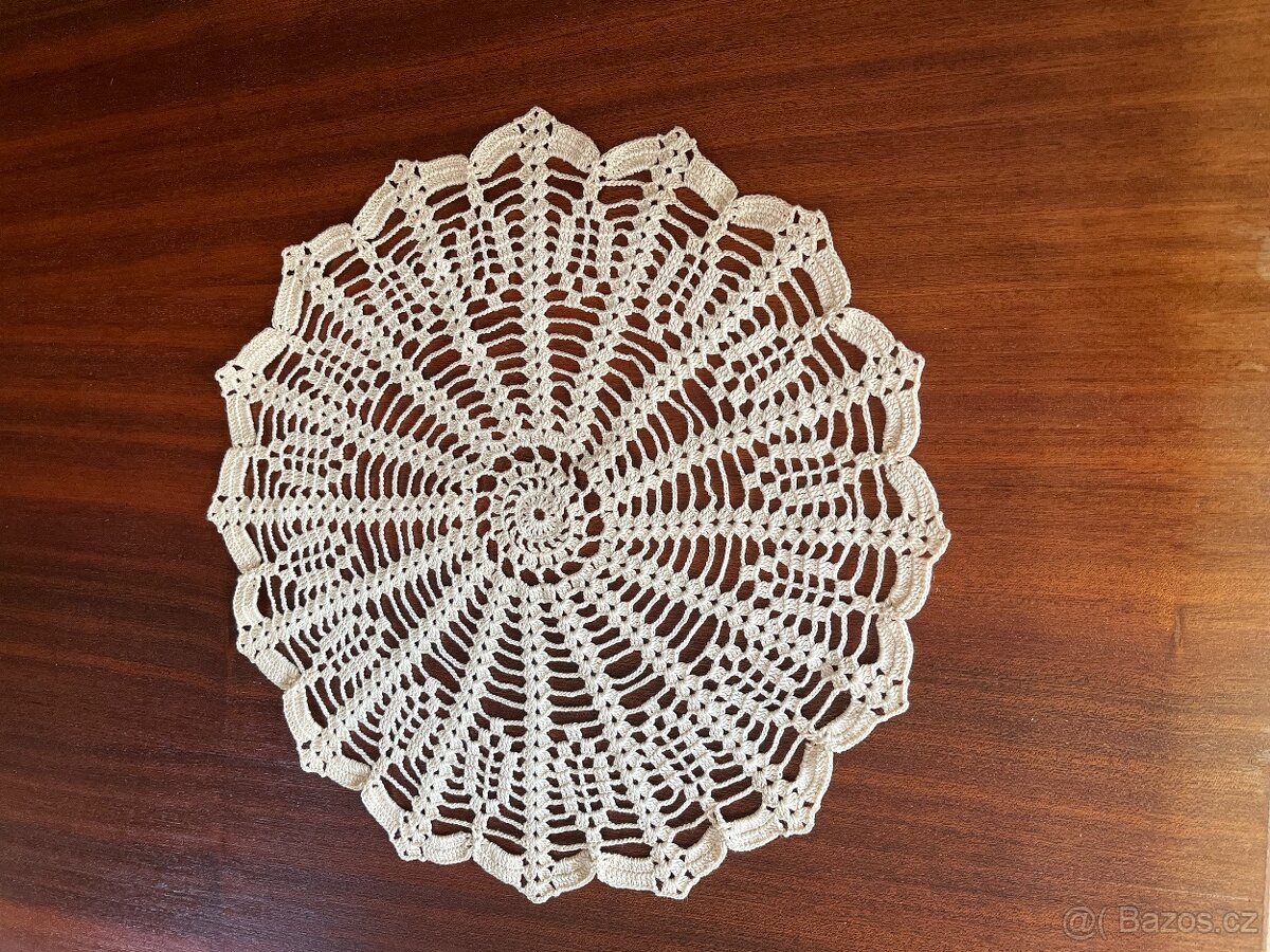 ručně háčkované dečky - 4