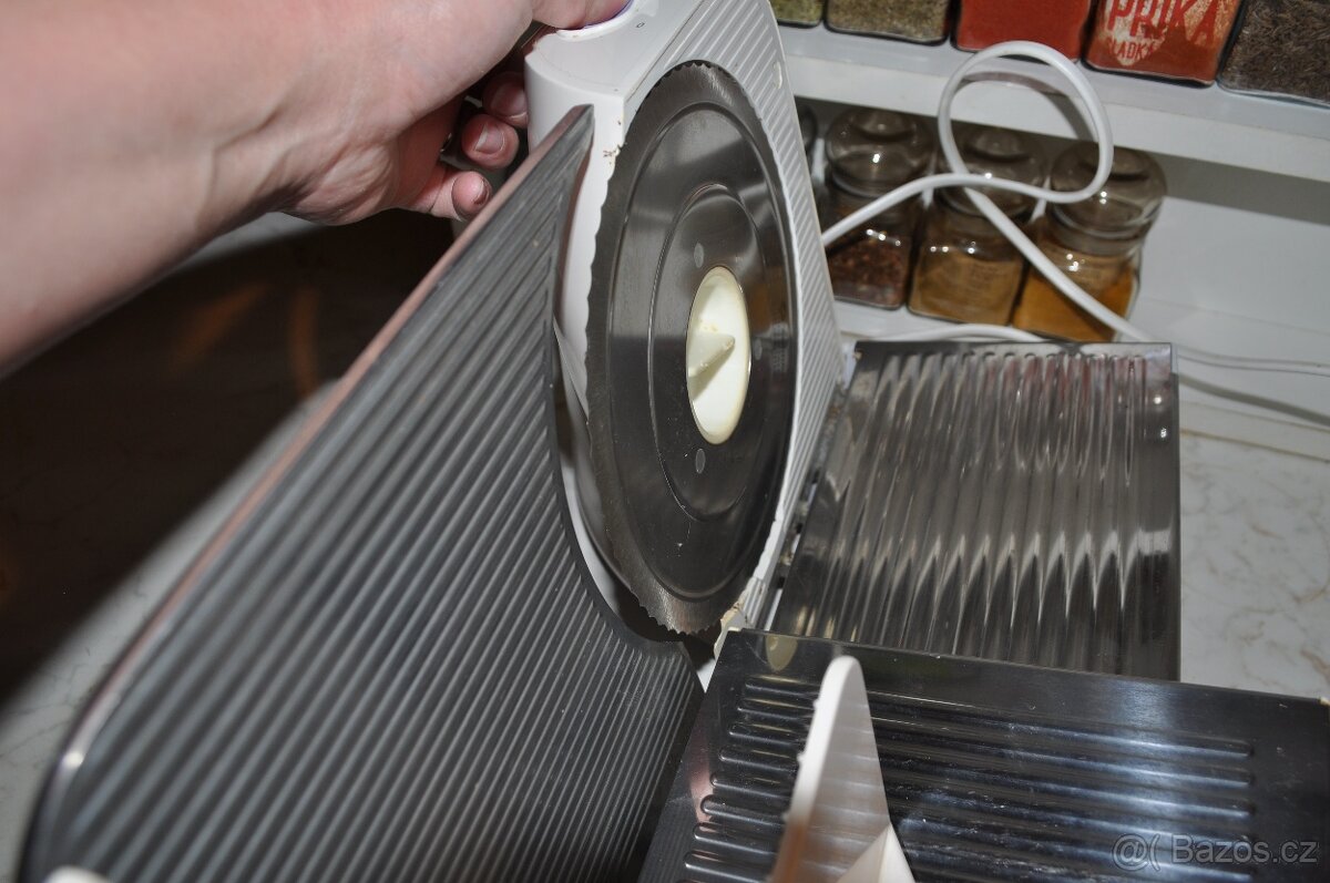 elektrický kráječ Zelmer Alexis - 4