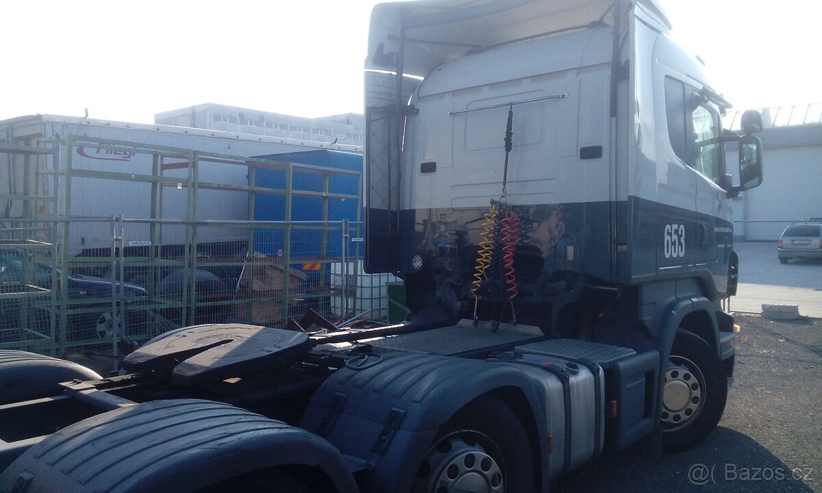 Scania tahač 6x2 special R440 - 4