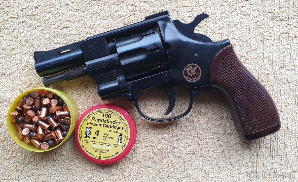 Revolver Arminius cal.4mmRF DA drážkovný - 4