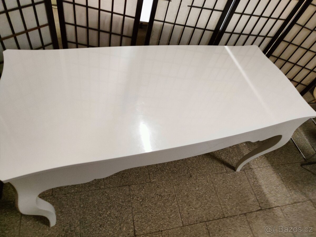 Jídelní stůl bílý - 4