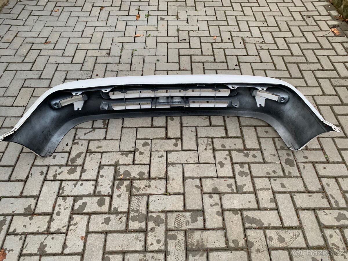 Přední nárazník toyota corolla - 4