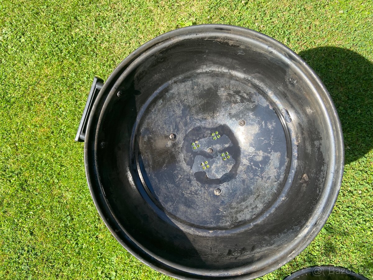 Malý zahradní GRILL - 4