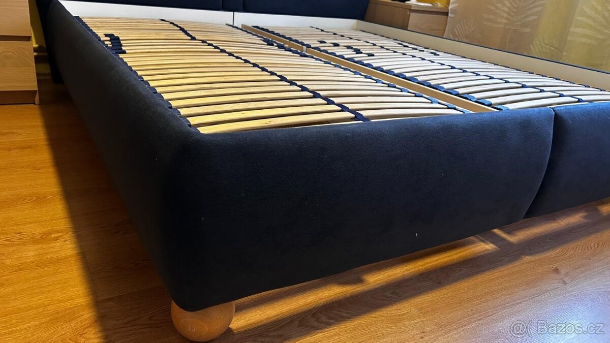 Manželská postel - 4