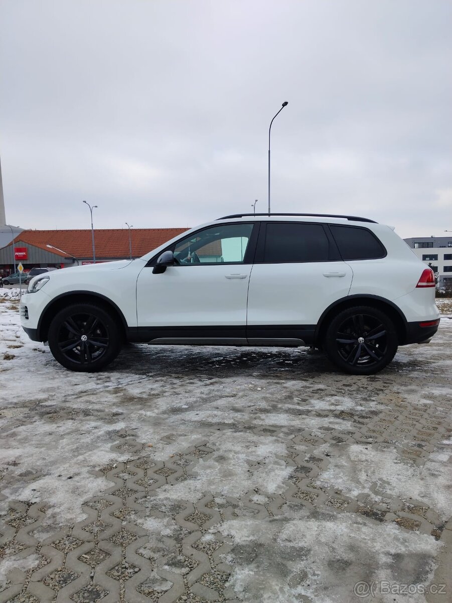 VW Touareg 3.0 tdi - 4