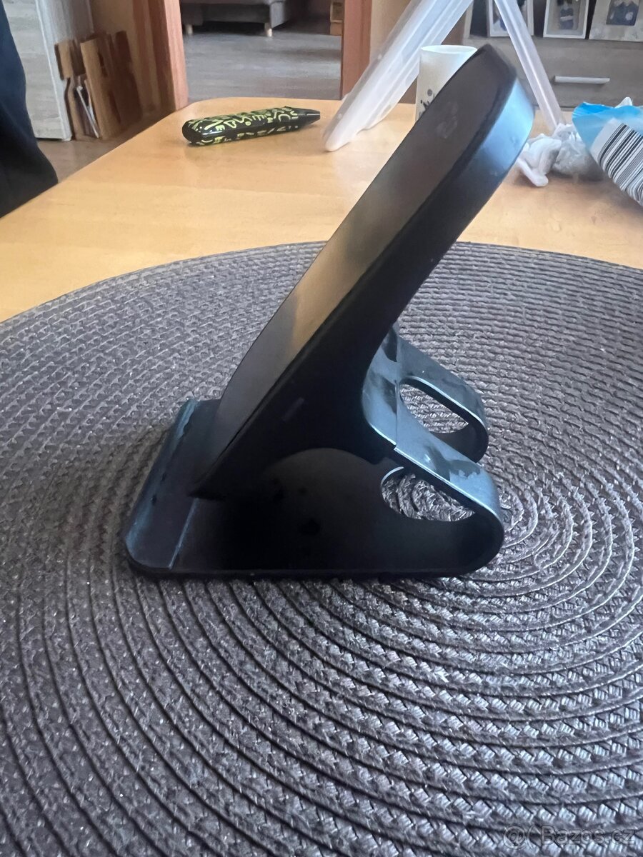 Bezdrátová nabíječka FIXED - 4