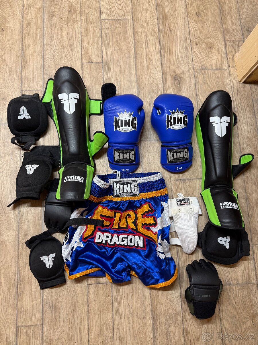Boxovaci pytel s prislusenstvim - 4